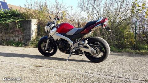 Suzuki 600 gsr