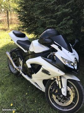 Suzuki Gsxr 600 K9