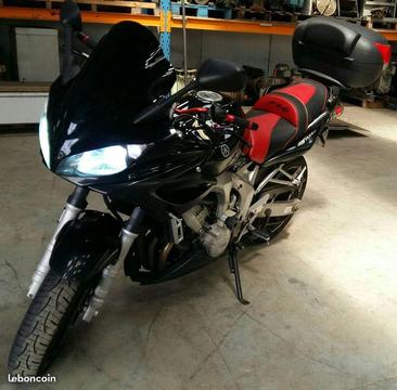 Yamaha FZ6 S noire