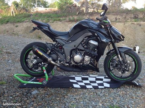 Kawasaki Z1000