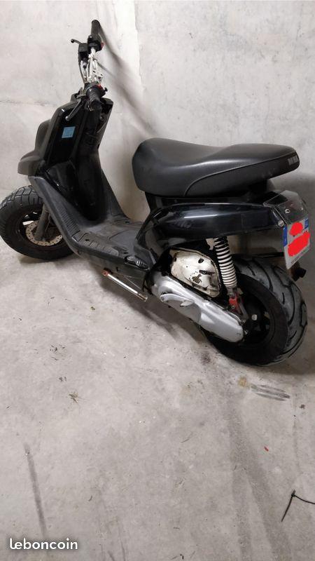 MBK Booster Spirit 2012 bloc moteur casi neuf