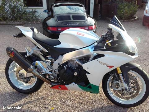 Aprilia 1000 RSV4 APRC