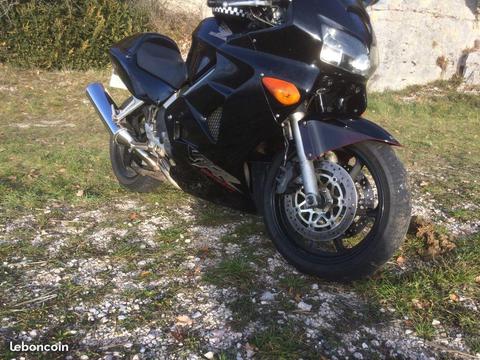 Honda 800 Vfr fi