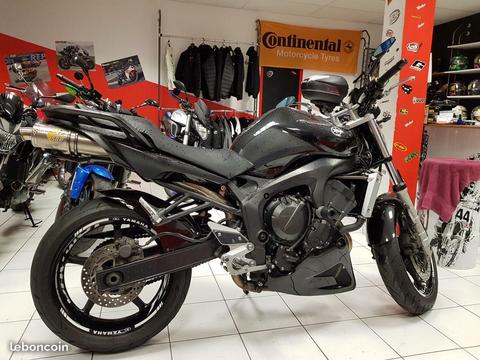 Yamaha FZ6
