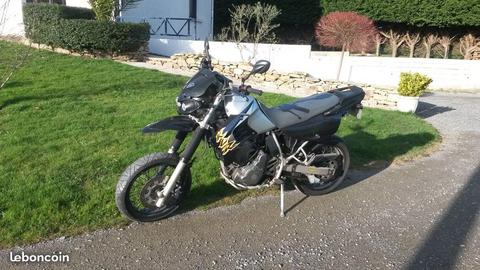Kawasaki klr 650 supermotard
