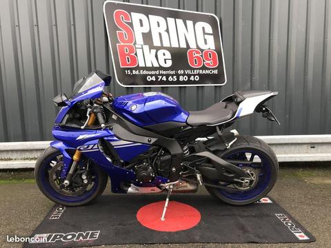 Yamaha yzf 1000 r1 2017 bleue