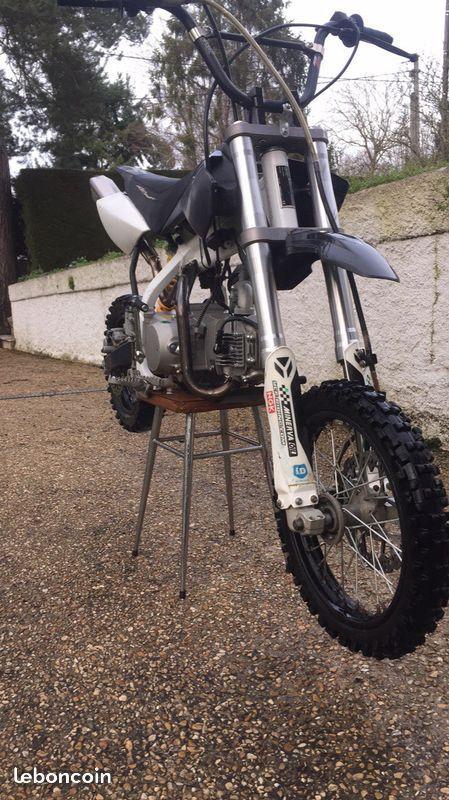 Dirt ycf pilote f125 2015 refais à neuf