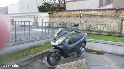 Honda 125 cm3 scooter