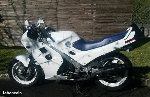 Honda 750 vfr rc 24