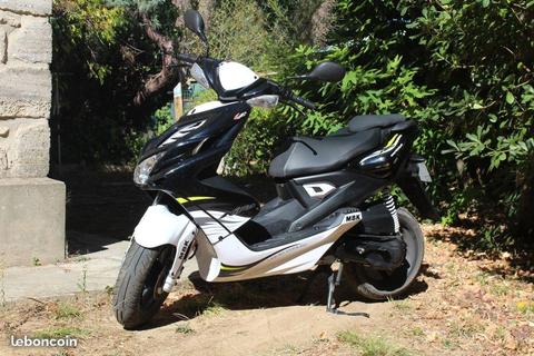 Scooter mbk nitro