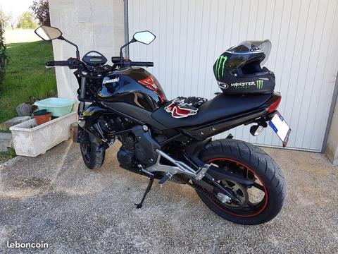 Kawasaki ER6-N 2011