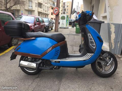 Scooter 125cm3 4tps