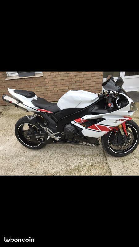 R1 yamaha
