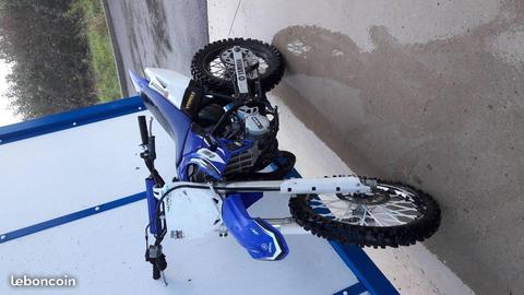 85 yz