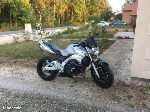 Suzuki 600 GSR 11.000km révision à jour