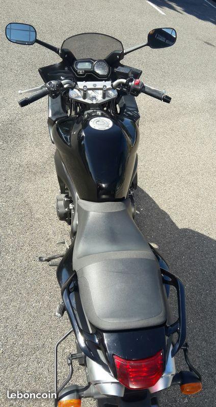 Yamaha FZ6 600 Fazer S2