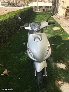 Scooter Piaggio ZIP - 50 cc - 2 temps