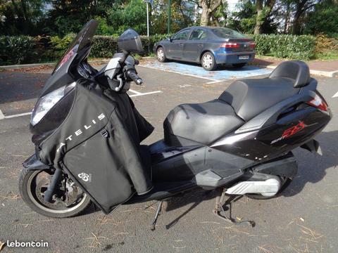 Scooter peugeot 125 satelis rs