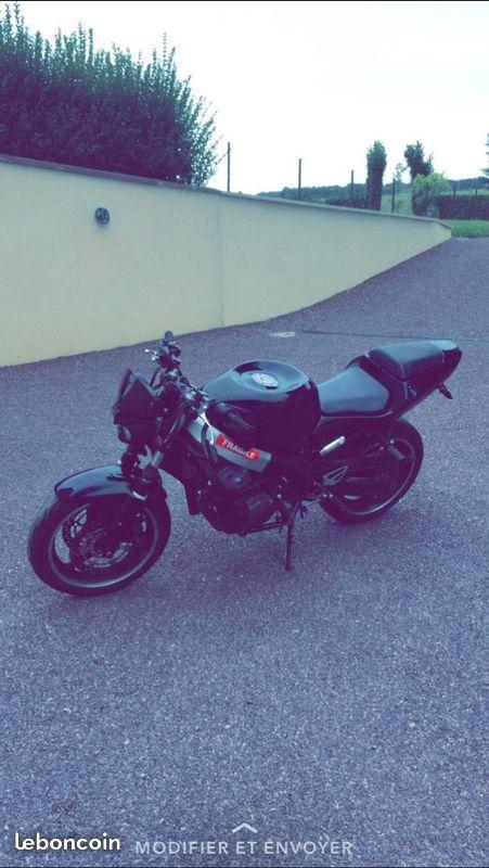 Cbr fs 600