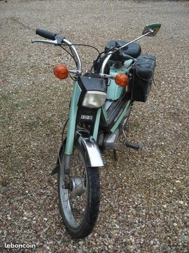 Mobylette peugeot 105