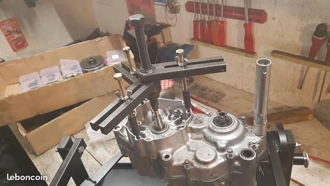 Séparateur de carter et tire vilbrequin