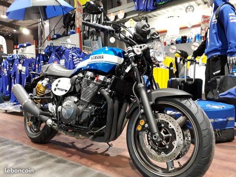 YAMAHA XJR 1300 RACER 