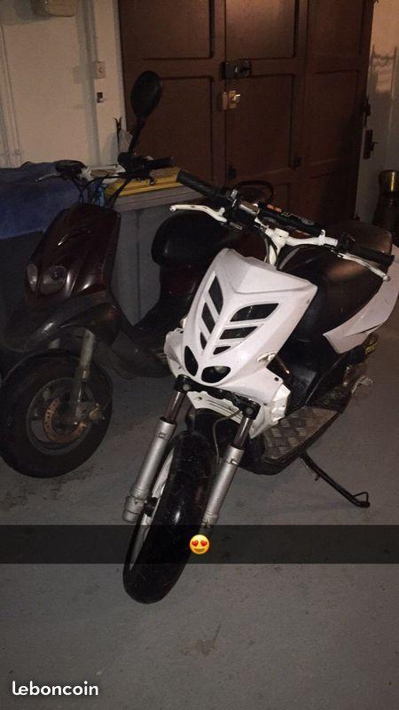 Scooter mbk stunt yamaha slider
