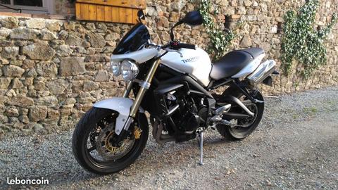 Triumph 675 street triple blanche