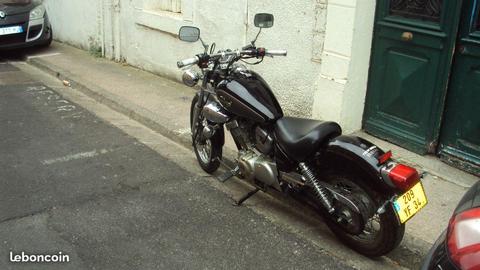 Moto custom yamaha virago 125 cm3