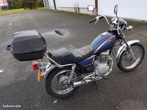 Moto 125 Honda custom