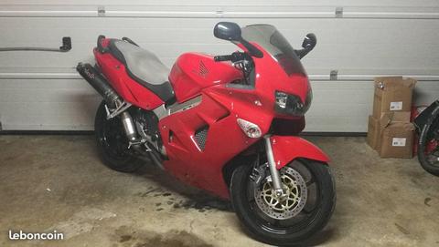 Honda 800 VFR Fi