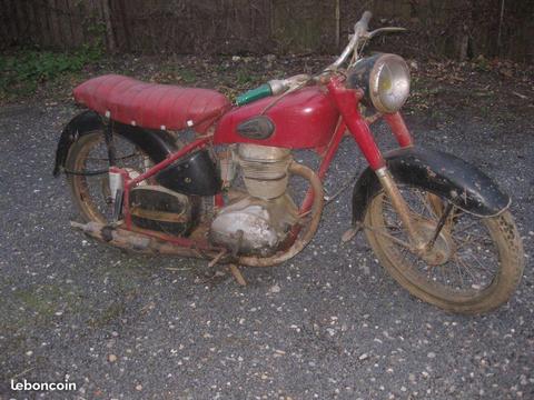 Moto de collection motobecane 175 Z22C 1954