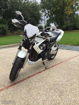 Yamaha fzs 600 fazer