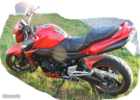 Suzuki 600 gsr
