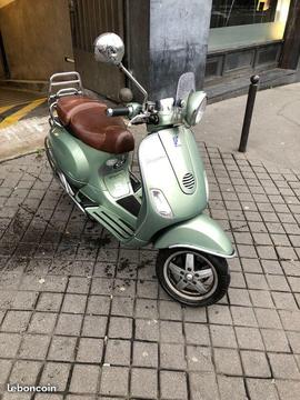 Piaggio Vespa LX V 50