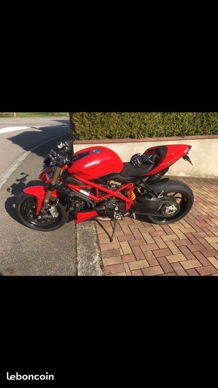 Ducati streetfigther 848