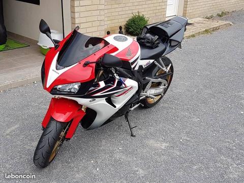 cbr 1000 rr hrc