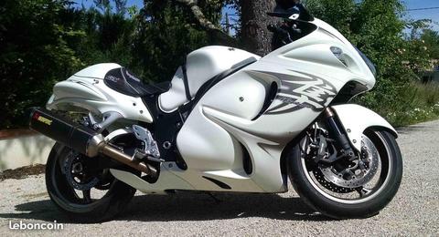 Superbe HAYABUSA 2010 blanche (2 700  dOptions)