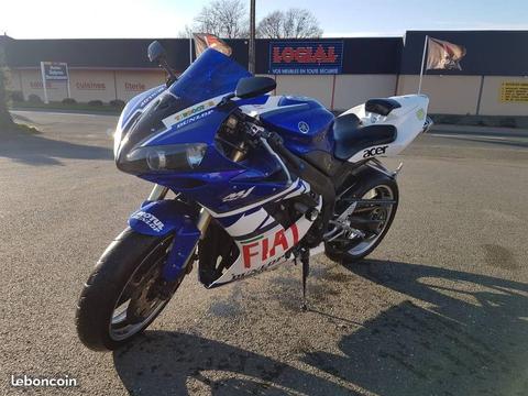 R1