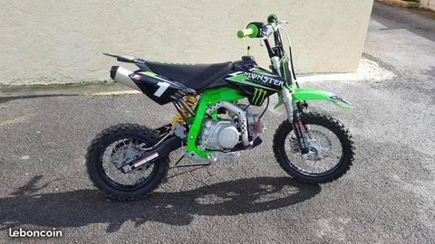 125 ycf série monster