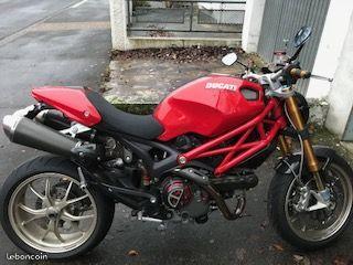 Ducati 1100 s monster