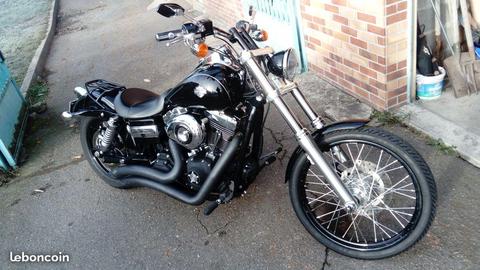 Harley davidson dyna wide glide 2010