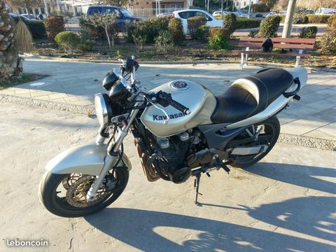 Kawasaki zr7