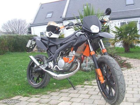 Derbi senda x trem