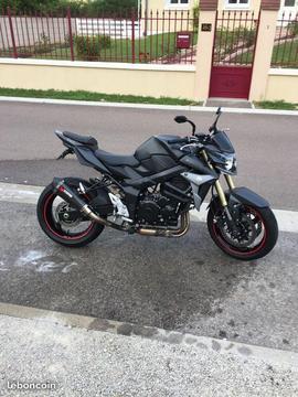 Suzuki GSR 750 2015