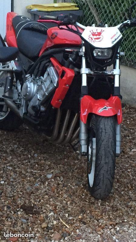 1000 fazer