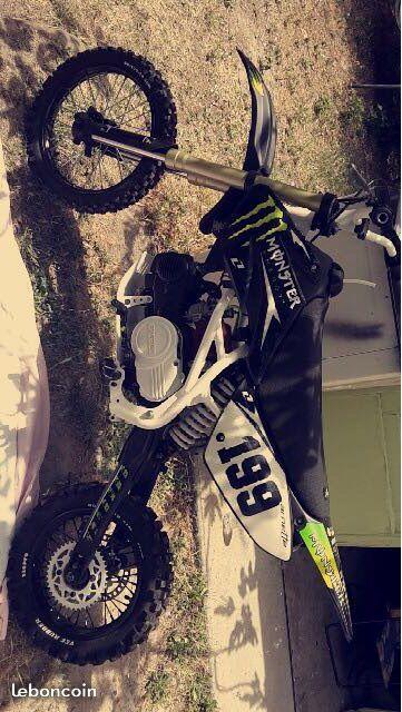 Pit bike