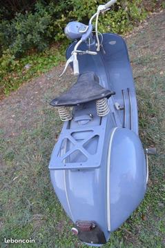 Vespa 125 de 1954