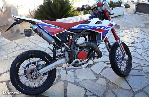 Moto fantic 50cc de 2017
