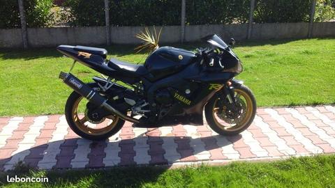 Yamaha R1 YZF